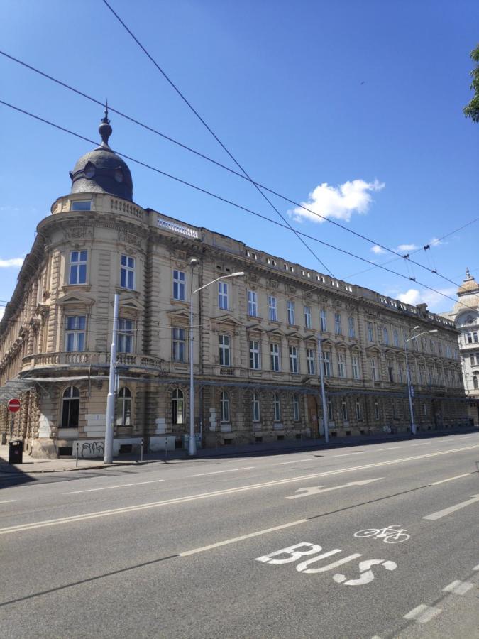 Cozyhome In Old Town, Presidential Apartment Pressburg Exterior foto